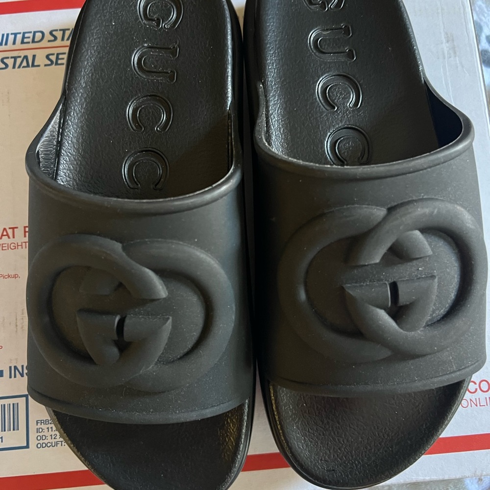 LAST CHANCE!!!! Beautiful slides! Bought wrong size!
